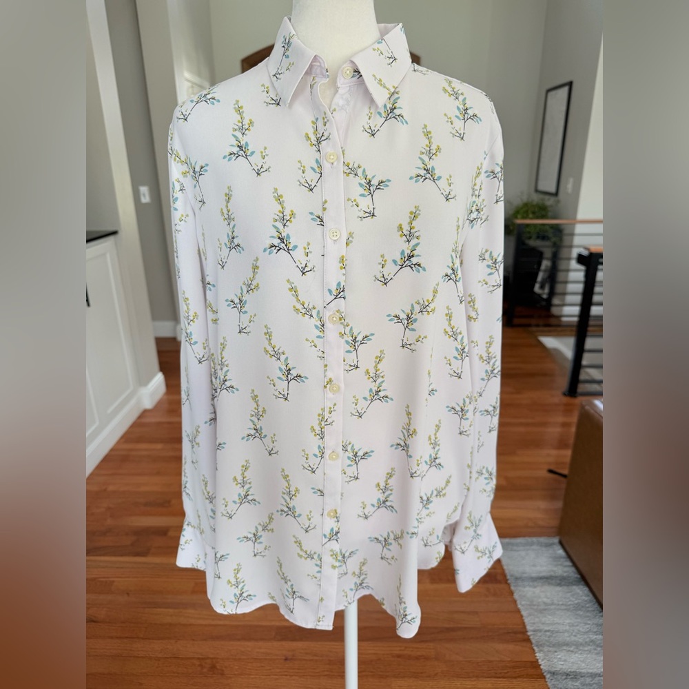LOFT light pink floral long sleeve button-down blouse